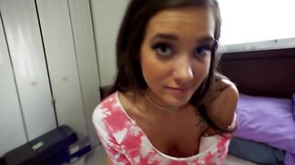 Amateur POV video of gorgeous brunette sucking off her hubby