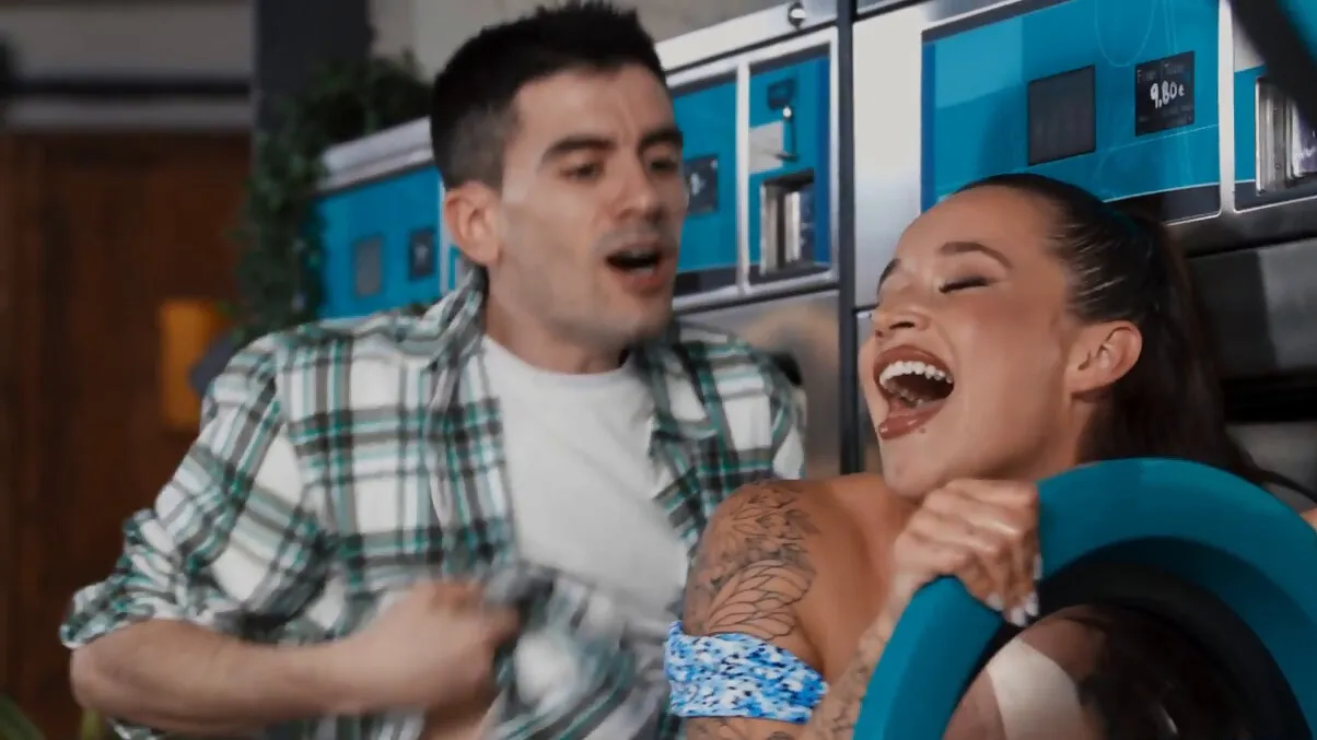 Undercover banging in the laundromat for a horny couple - HD Porn Tube