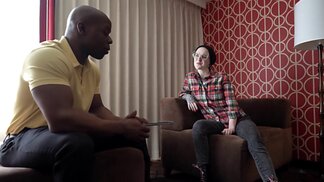 Nasty short haired hottie orgasms on hubby with BBC