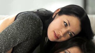 Girl stood up for Valentine's Day has lesbian sex with a friend